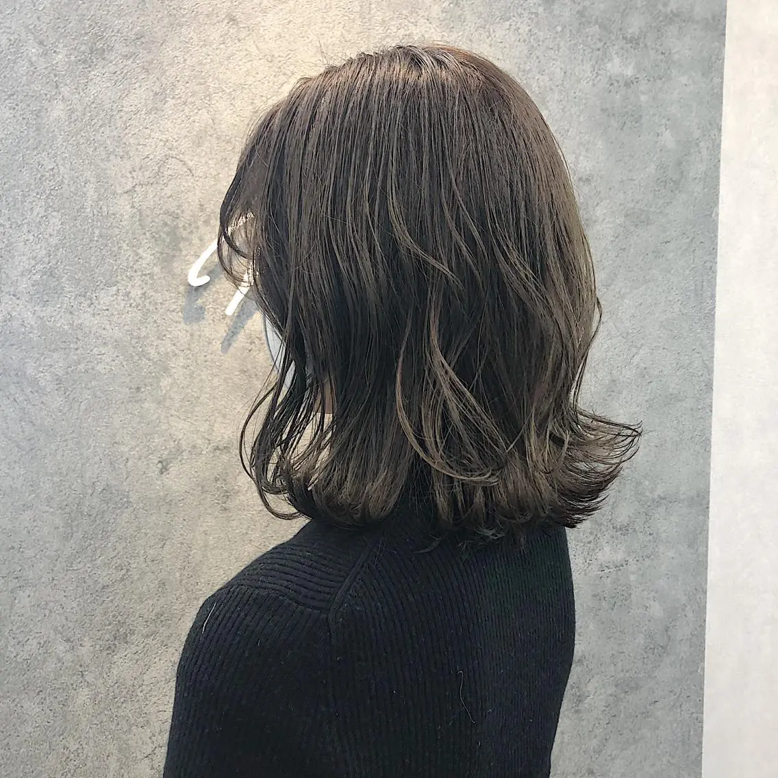 ミディアム アッシュ アッシュブラウン カット ヘアカラー トリートメント 所渉/韓国レイヤー /ウルフカットのヘアスタイル