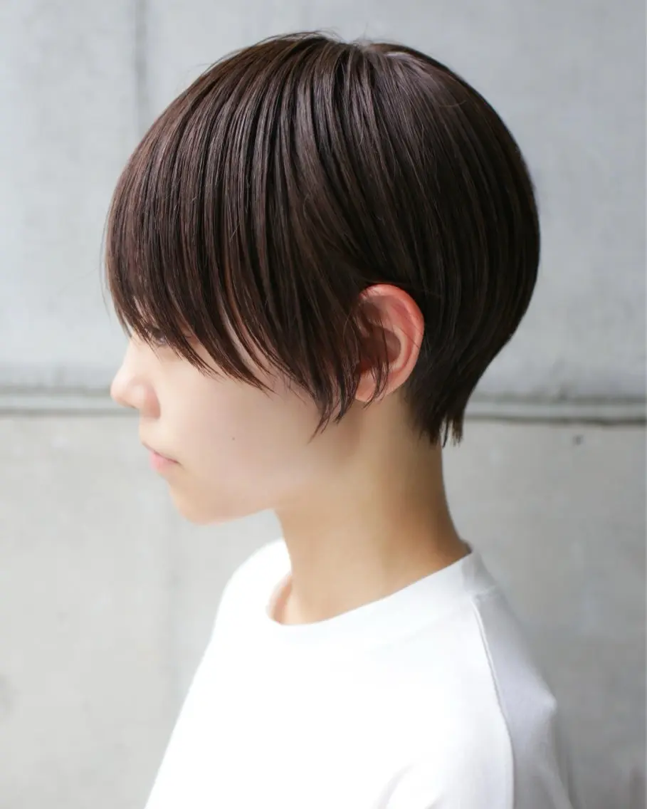ショート カット ヘアカラー 辻口 俊のヘアスタイル
