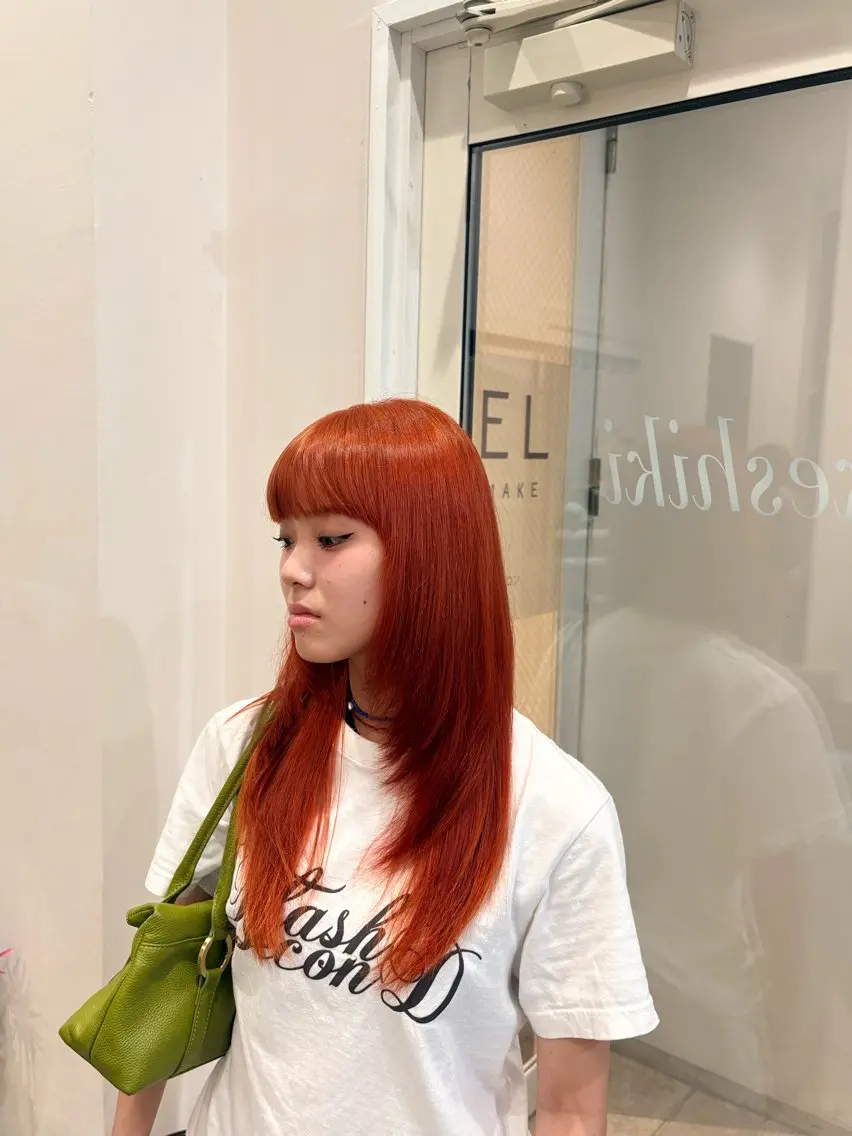 セミロング カラー ブリーチ オレンジ ASU .keshikiのヘアスタイル