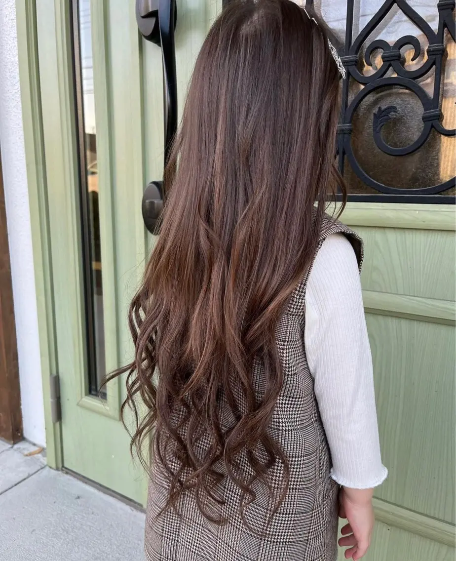 ロング Reflet RENAのヘアスタイル