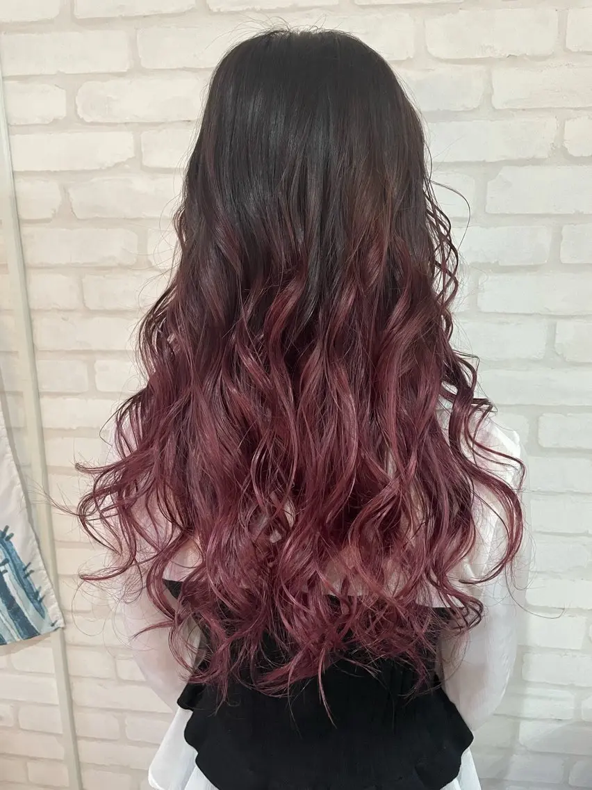 ロング カラー グラデーションカラー ピンクカラー mio♡ 梅田美容師暖色カラーのヘアスタイル