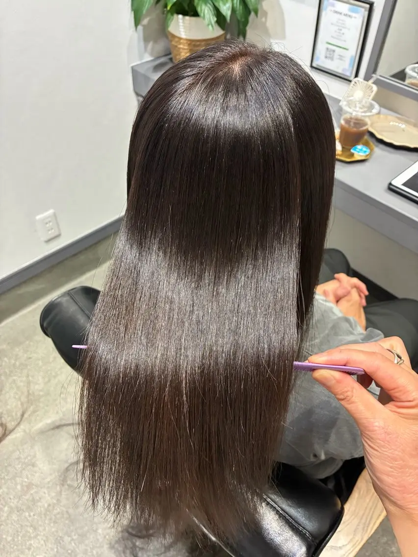 ロング カット 縮毛矯正 西村 花織のヘアスタイル