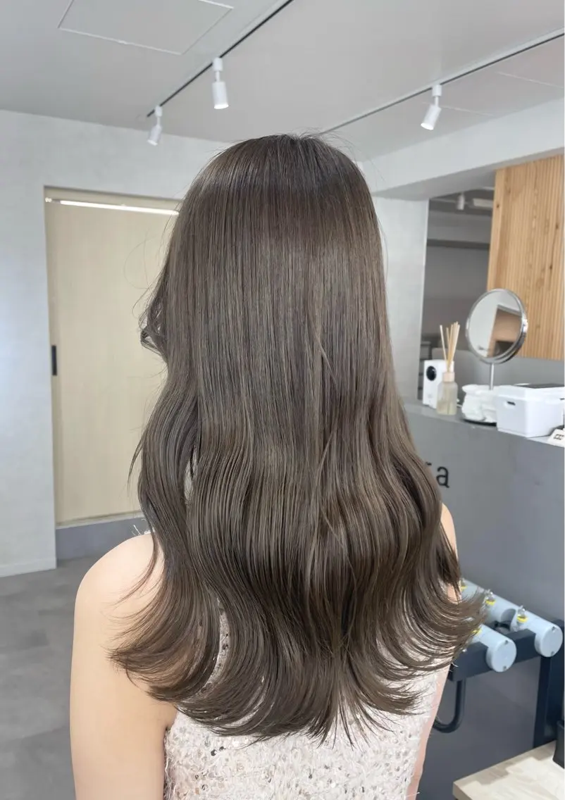 セミロング カラー ヘアカラー トリートメント 蓮 華のヘアスタイル