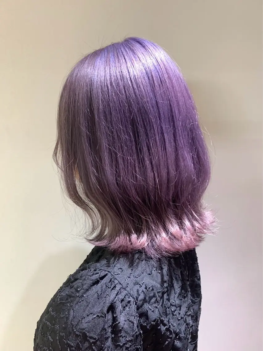 カラー ダブルカラー バイオレットカラー 市岡 美里のヘアスタイル