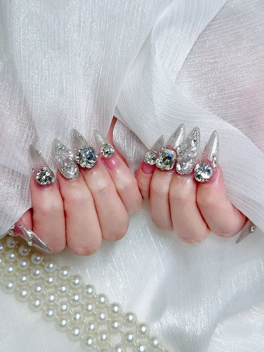ネイル ハンドネイル ENsalon akiのネイルデザイン