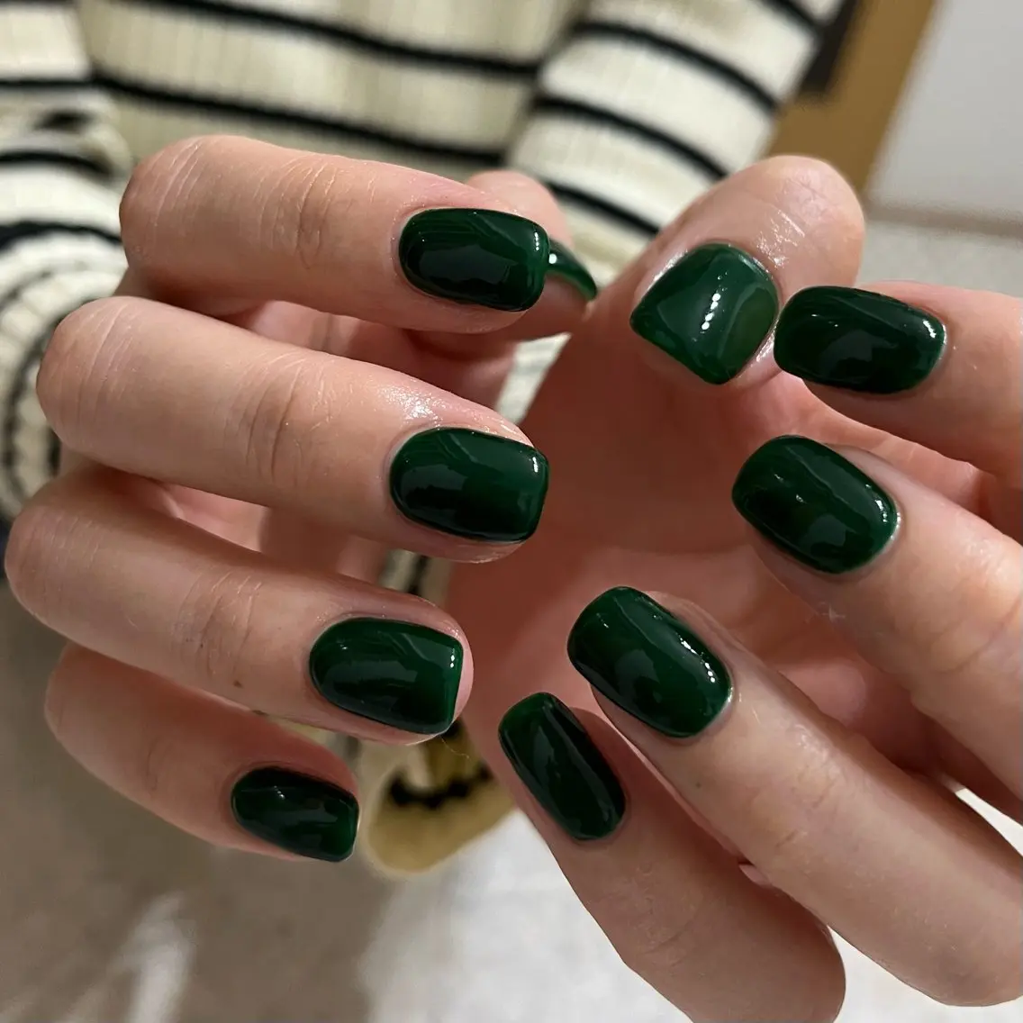 ネイル グリーン ハンドネイル vegh. nail/阿波座のネイルデザイン