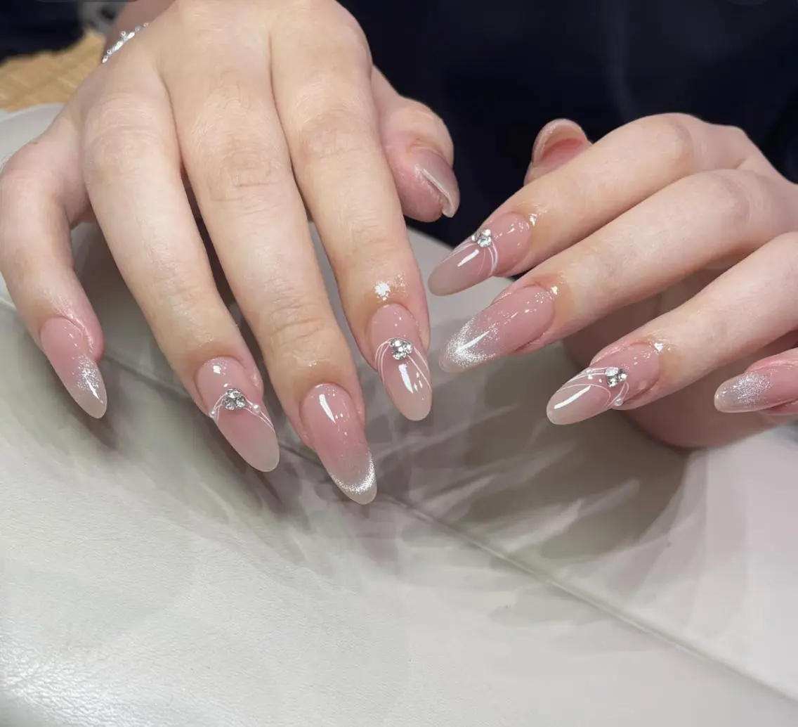 ネイル ハンドネイル 🎀 NaNa_nailのネイルデザイン