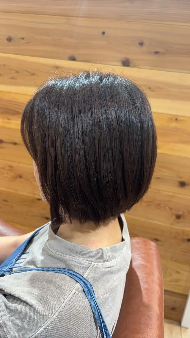 ショート ショートボブ ボブ ショートヘア Circus 石原愛里のヘアスタイル