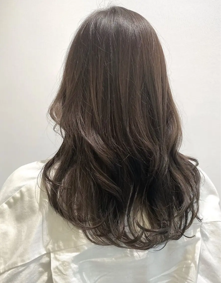 ロング ウラノ ソウシのヘアスタイル