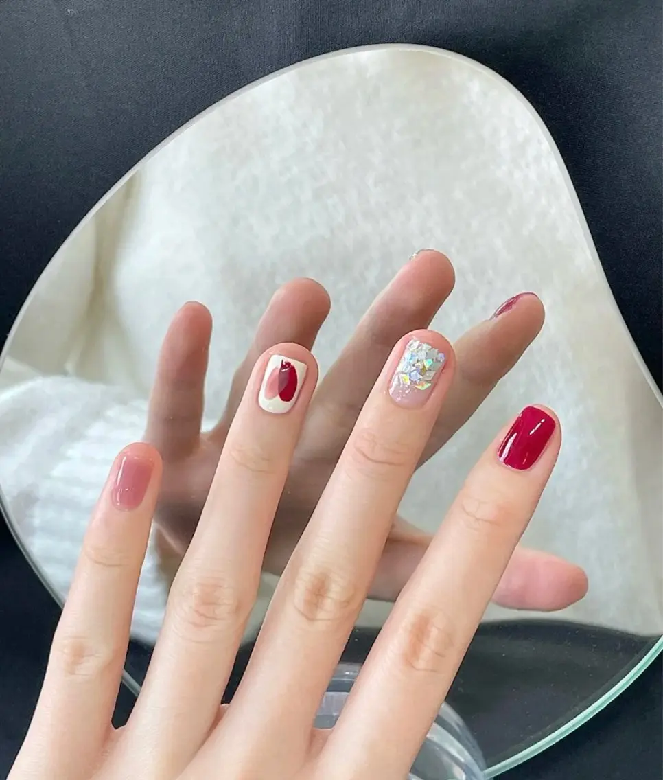 ネイル ジェルネイル ハート 韓国ネイル ニュアンスネイル パラジェル ハンドネイル Nikoネイルサロン 上野店のネイルデザイン