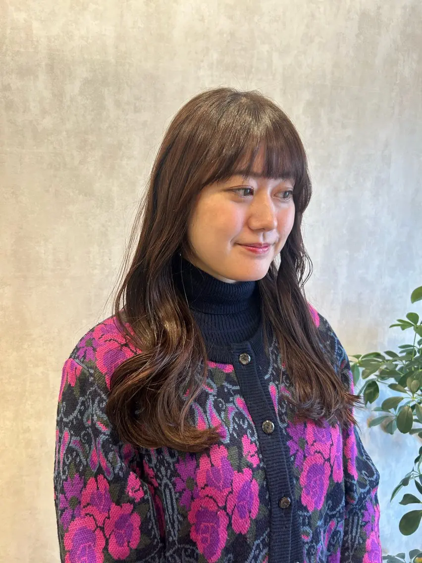 セミロング 🌵オカモト 🌵のヘアスタイル