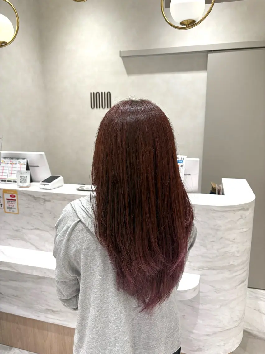 ロング カラー カット ヘアカラー レディース募集中🎀 陸 愛夏のヘアスタイル