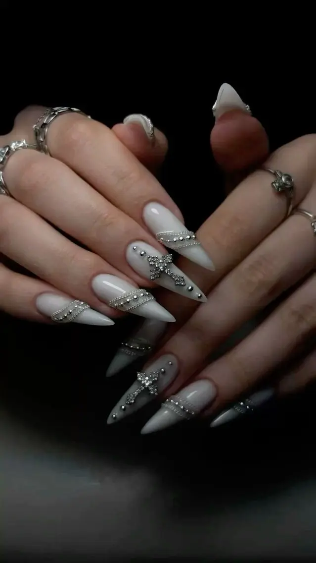 ネイル 長さ出し フレンチネイル グラデーション 韓国ネイル ロングネイル ハンドネイル Josie nail salonのネイルデザイン