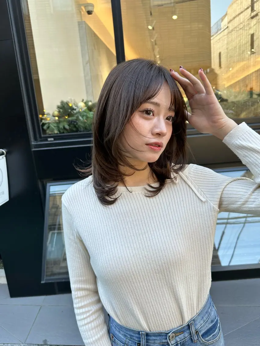 ミディアム カット ヘアカラー トリートメント 柔らか透け感カラー 🌿ムロヤリョウスケのヘアスタイル
