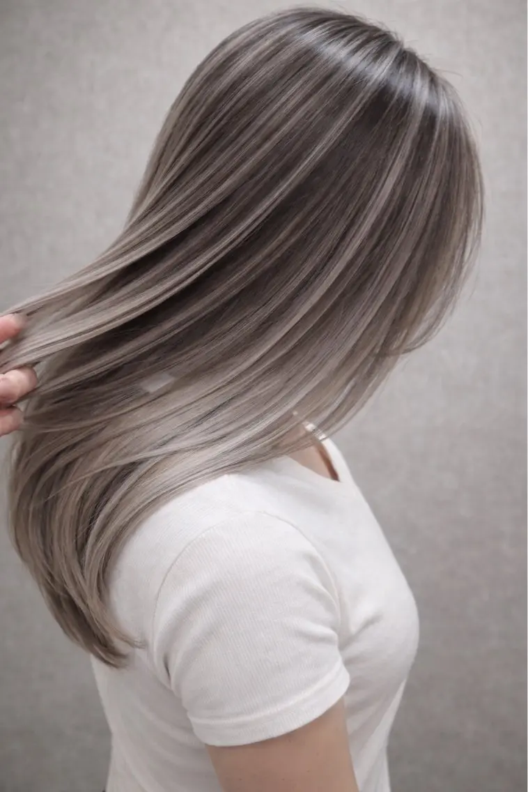 ミディアム カラー バレイヤージュ グラデーションカラー レイヤーカット カット ヘアカラー トリートメント ヘアセット LAS 代表 ナガカワ コウヘイのヘアスタイル