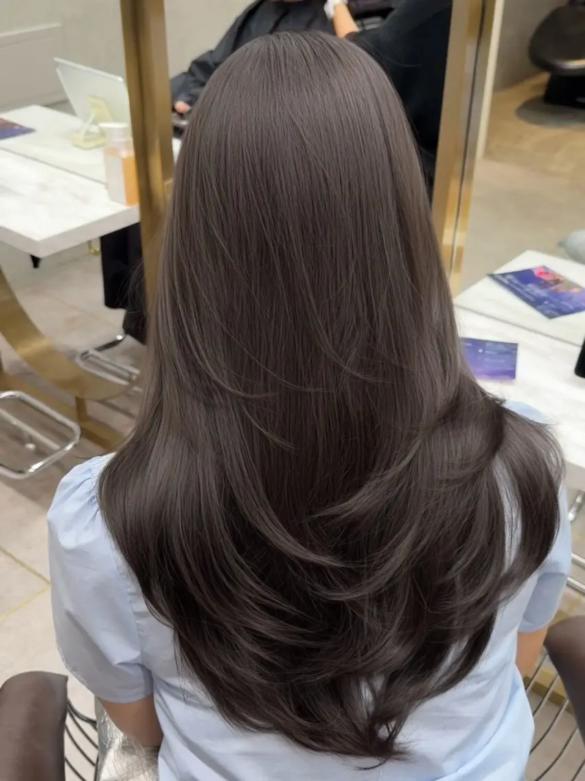 ロング カラー カット レイヤーダブルカラー KYONのヘアスタイル