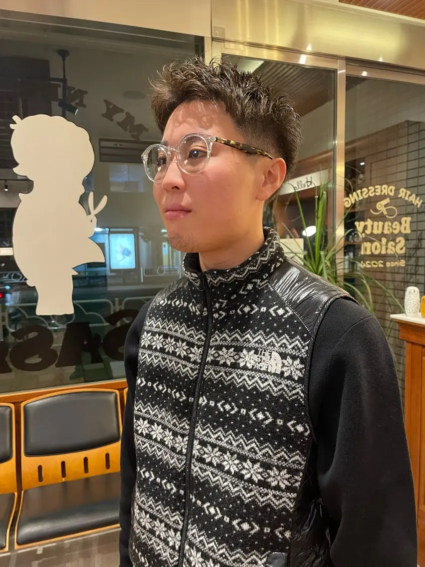 ショート カット SASAnagano 岩下サードゥのヘアスタイル
