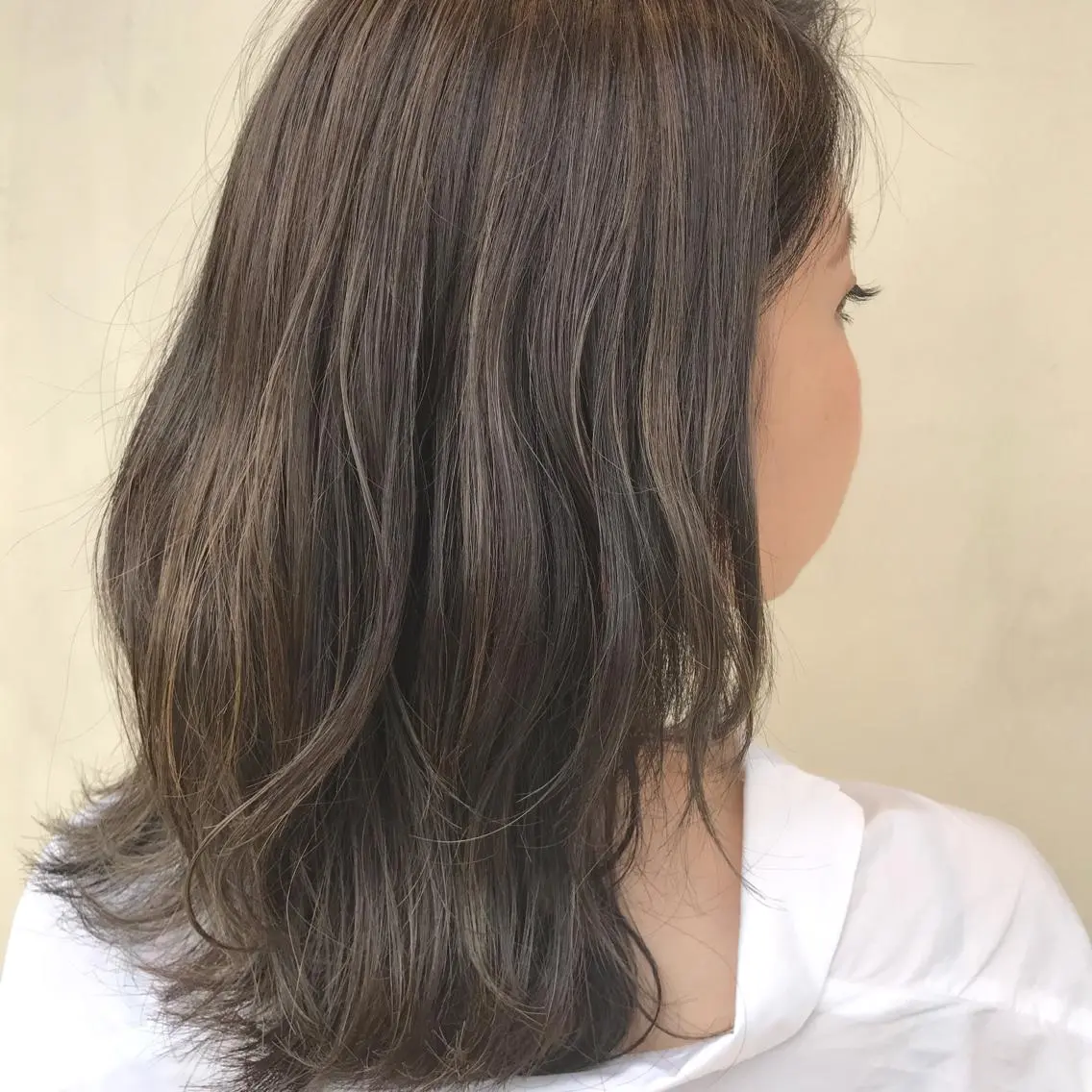 ミディアム カラー 透明感カラー ハイライトカラー ハイライト 艶髪育成サロン 京橋　shinのヘアスタイル