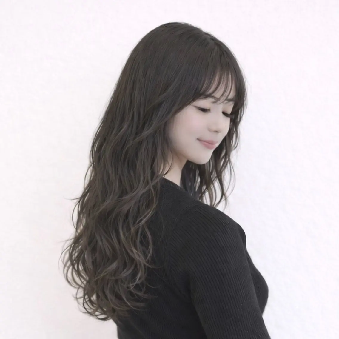 ロング カラー ベージュカラー ブリーチ 透明感カラー グレージュ ロング カット ヘアカラー トリートメント 髪質改善/レイヤー/ 佐藤 舞のヘアスタイル