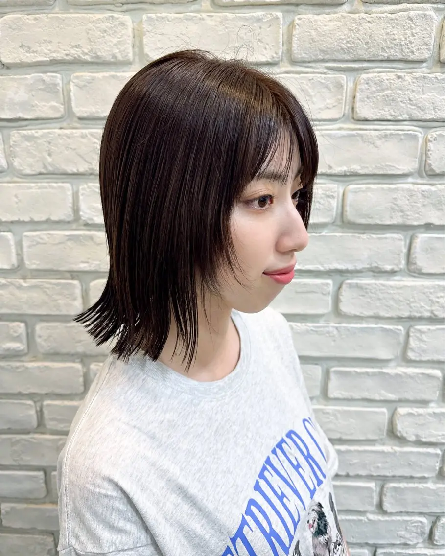ミディアム カット 縮毛矯正 トリートメント 秋山 俊のヘアスタイル