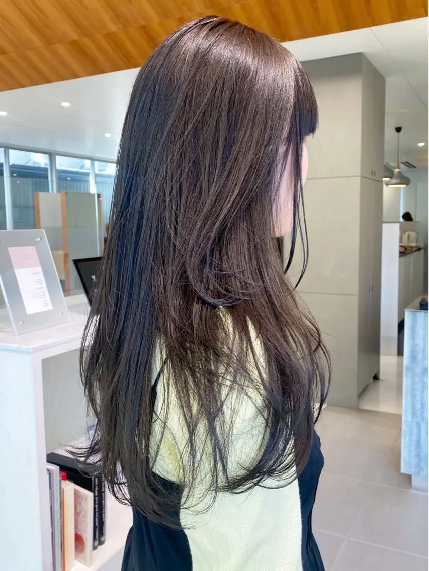 ロング ヘアカラー いろは🧤 カラーモデル/栄のヘアスタイル