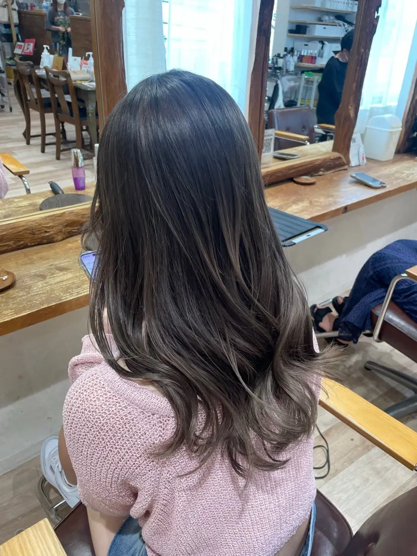 ロング カラー コトミ【メンズ】 【曲がる縮毛矯正】のヘアスタイル