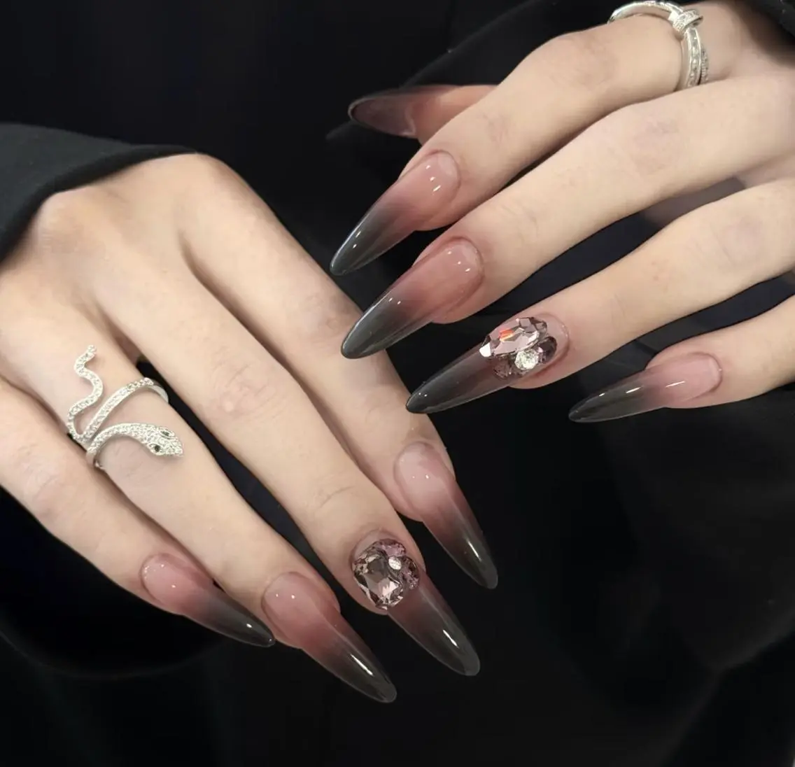 ネイル ハンドネイル Pure&Rich Nailのネイルデザイン