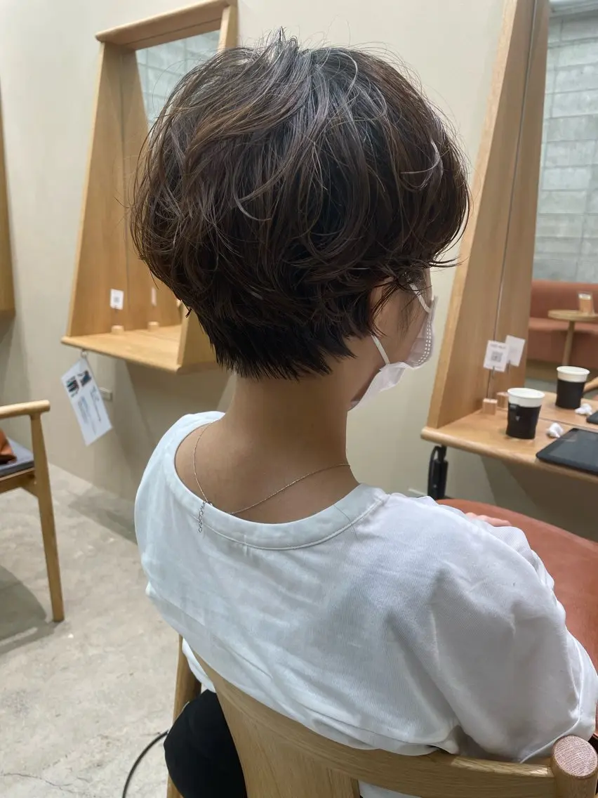 ショート パーマ ショートヘア カット パーマ トリートメント kento レイヤーカットのヘアスタイル