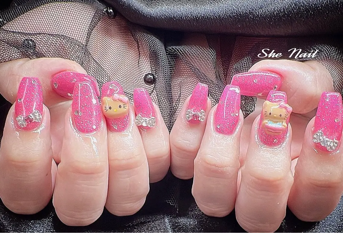 ネイル チークネイル 長さ出し フレンチネイル ガラスフレンチ マグネットネイル ISA_ BELLAのネイルデザイン