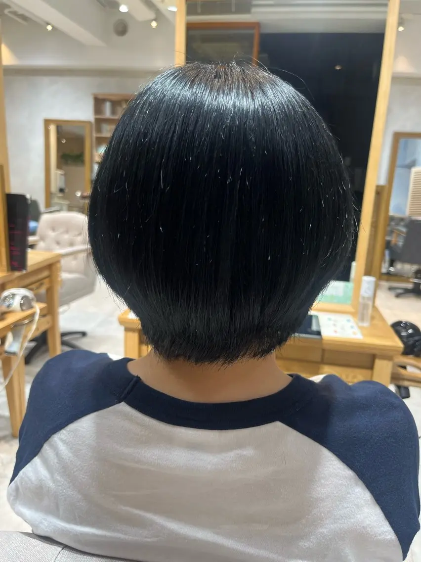 カラー 鎌田 桃果のヘアスタイル