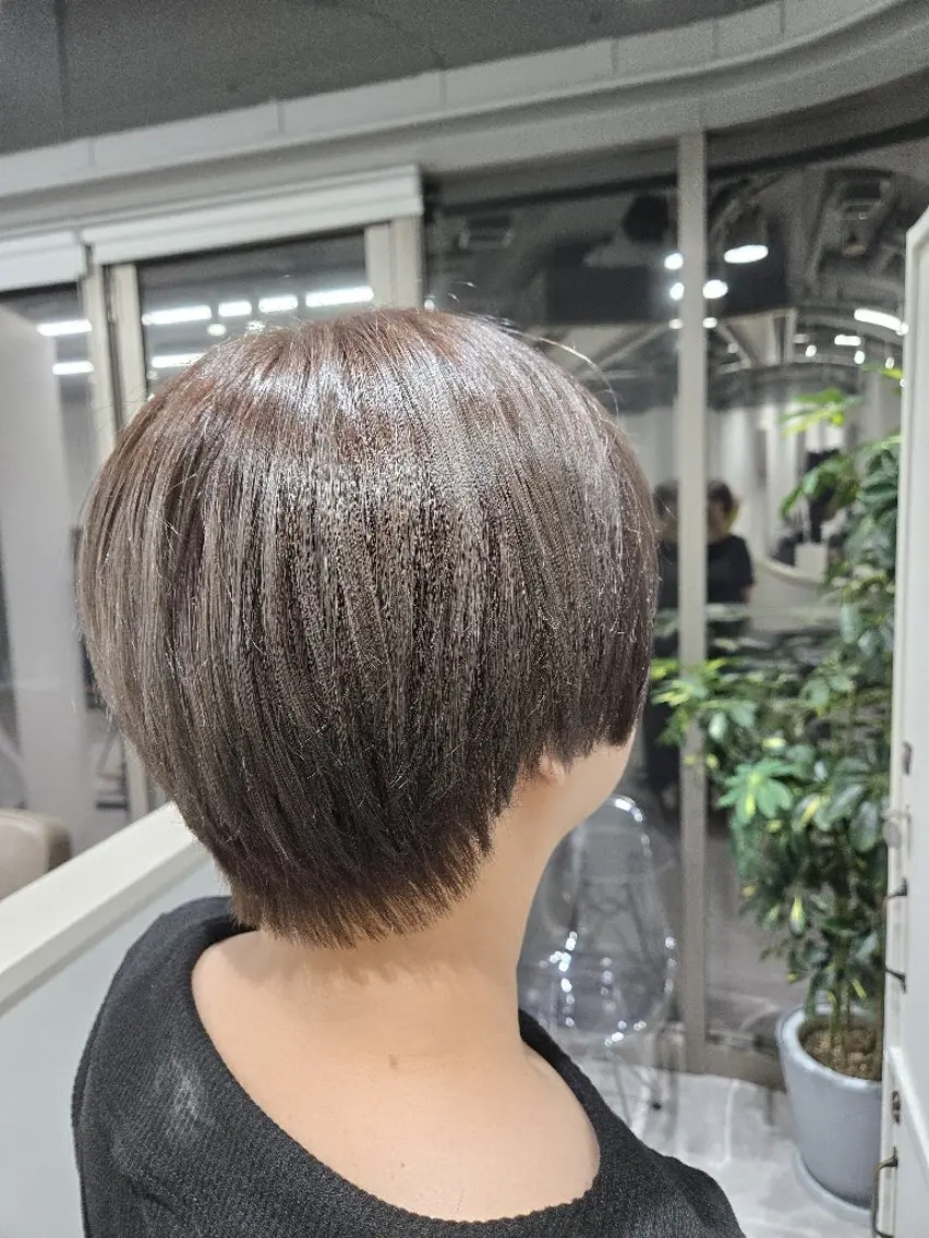 ショート カラー ショートヘア ショート/ボブ/中村 遥香 🧸🤍のヘアスタイル