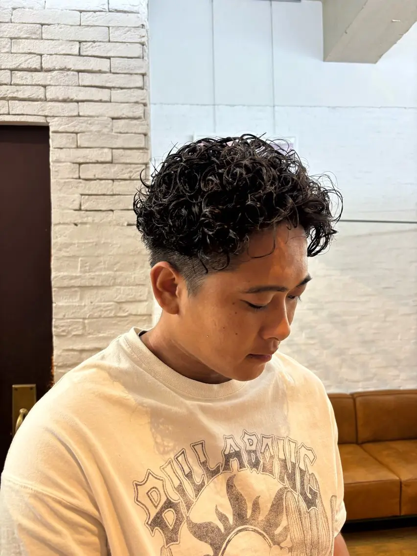 パーマ メンズ メンズパーマ 岸良 莉里のヘアスタイル