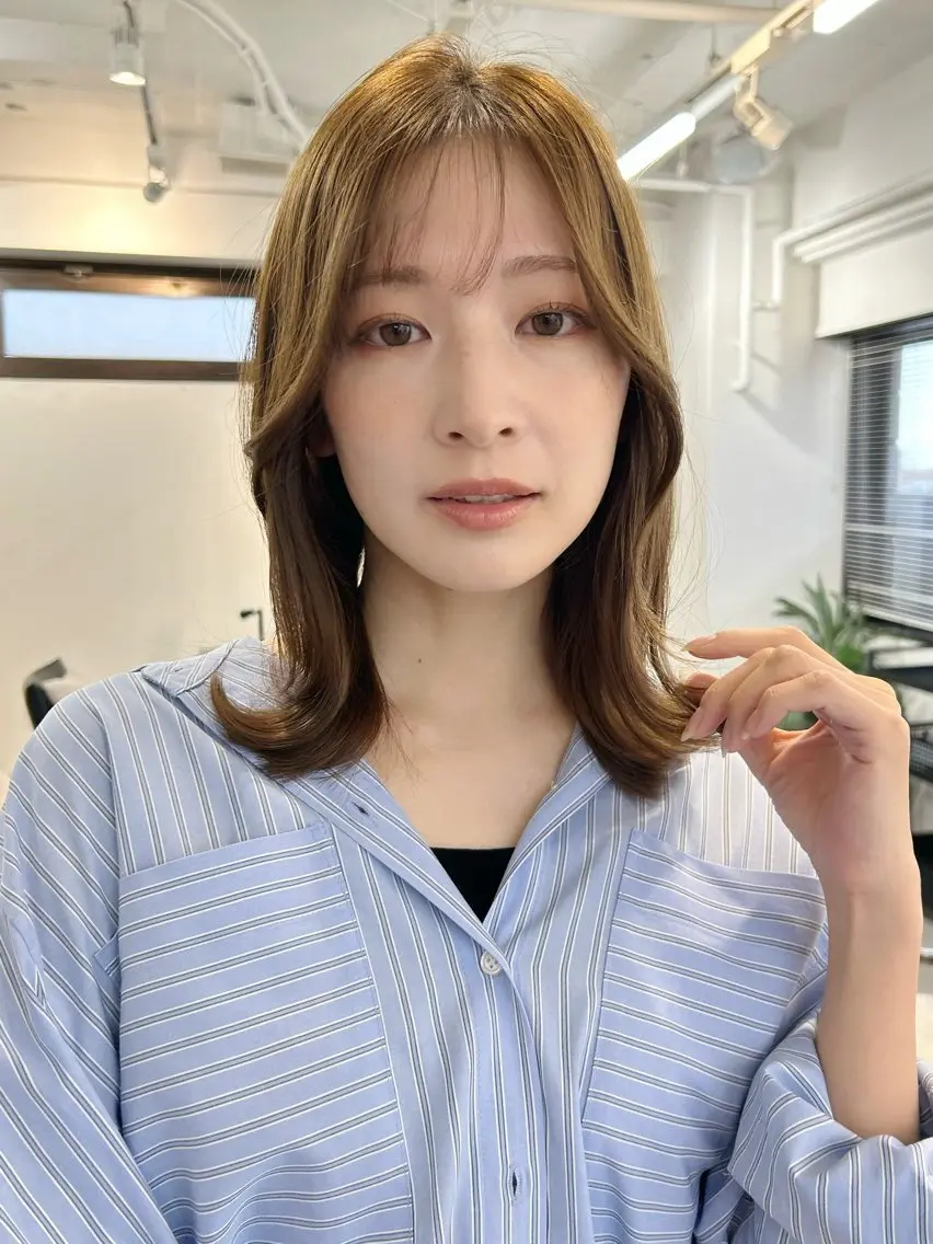 ミディアム カラー ミディアムレイヤー レイヤーカット カット ヘアカラー トリートメント 池袋/小顔レイヤー/ 顔まわり/taigaのヘアスタイル