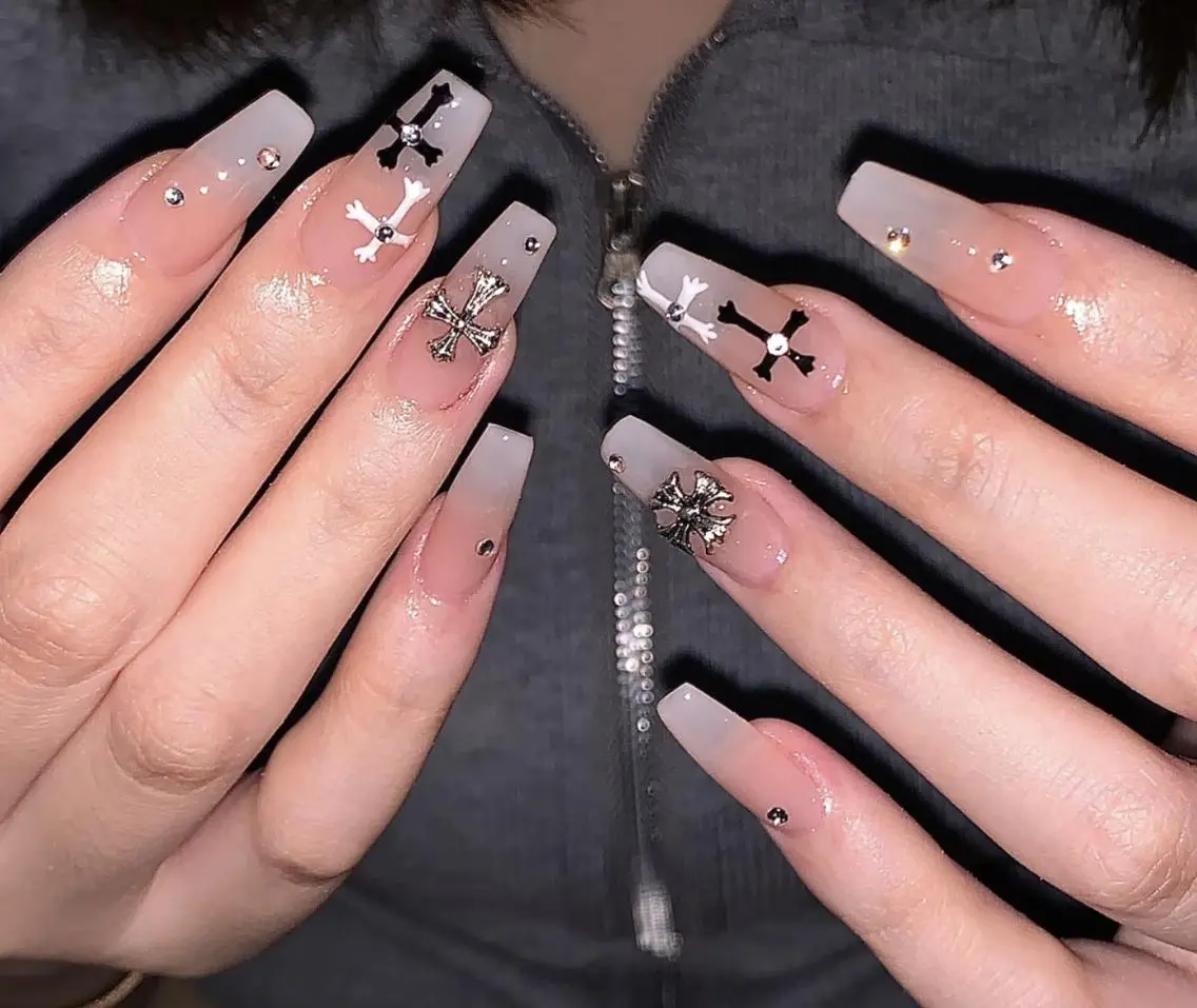 ネイル ハンドネイル ハンドケア 🍑 momo_nailのネイルデザイン