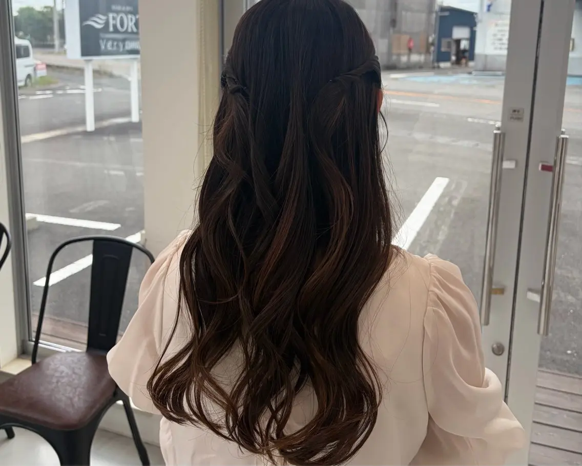 ヘアアレンジ ヘアセット つむぎ/ヘアメ/ ダブルカラー🍸のヘアスタイル