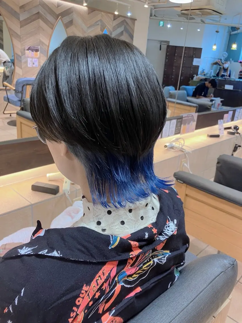 ミディアム カット ヘアカラー 奥谷 美代子のヘアスタイル