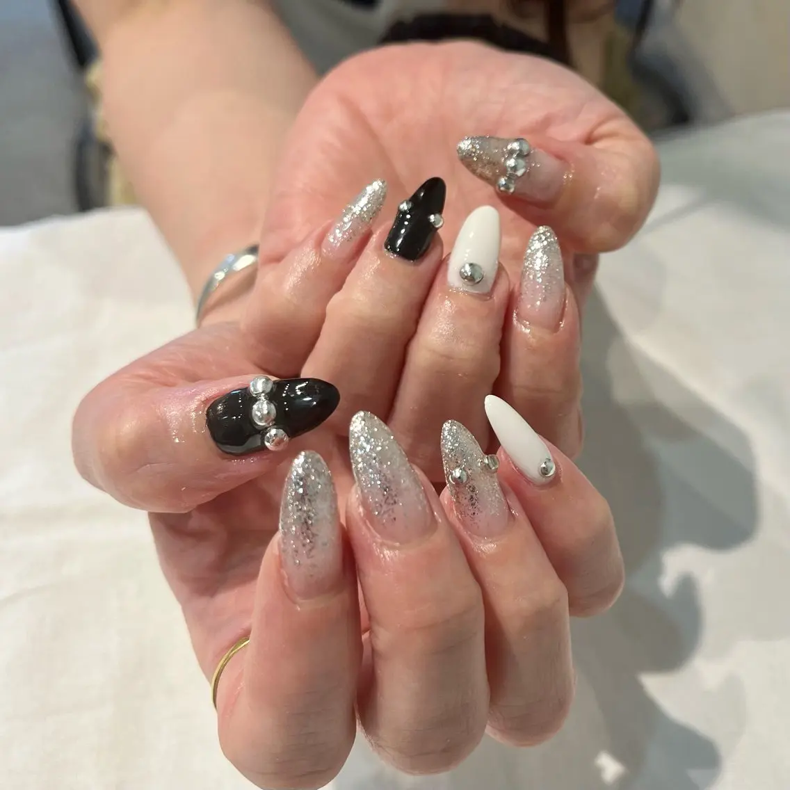 ネイル シルバー nail room Hotori.のネイルデザイン