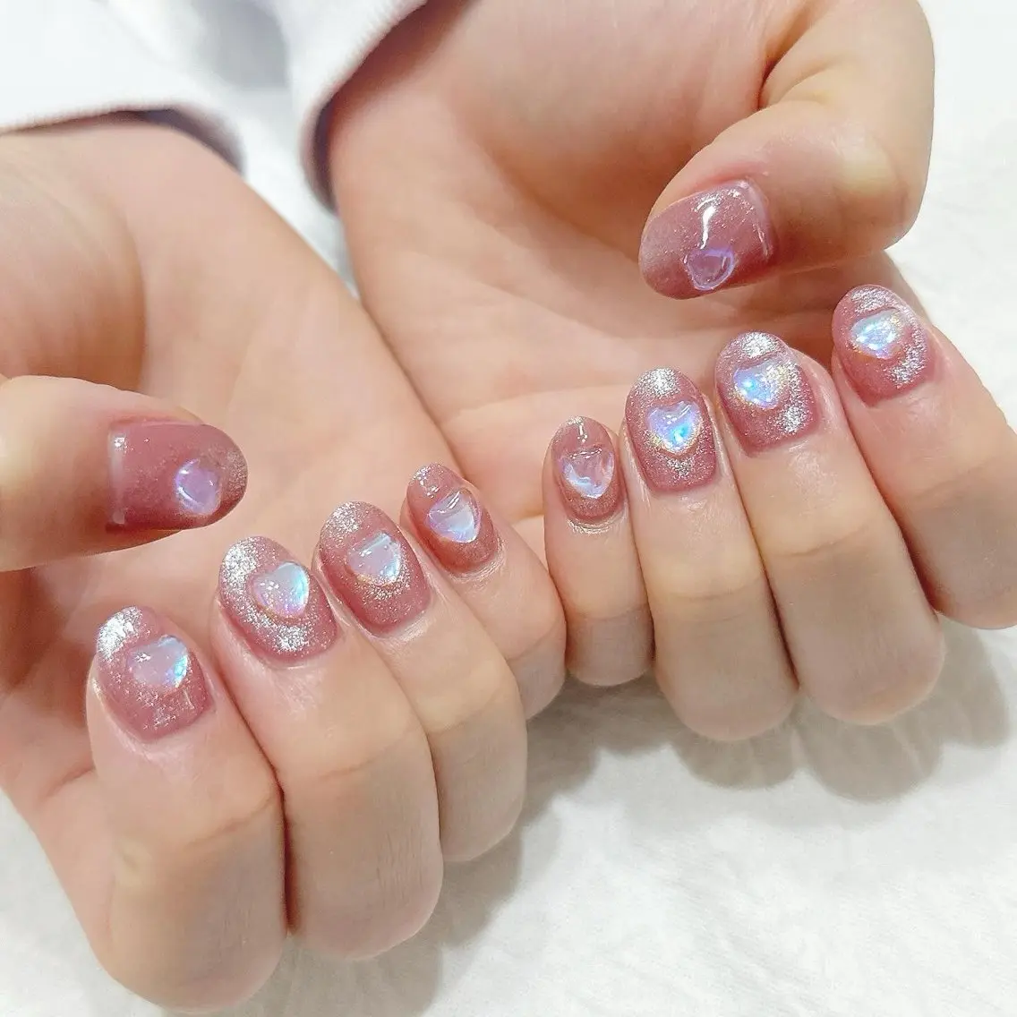 ネイル オーロラネイル キラキラネイル ハンドネイル peaberry nailのネイルデザイン