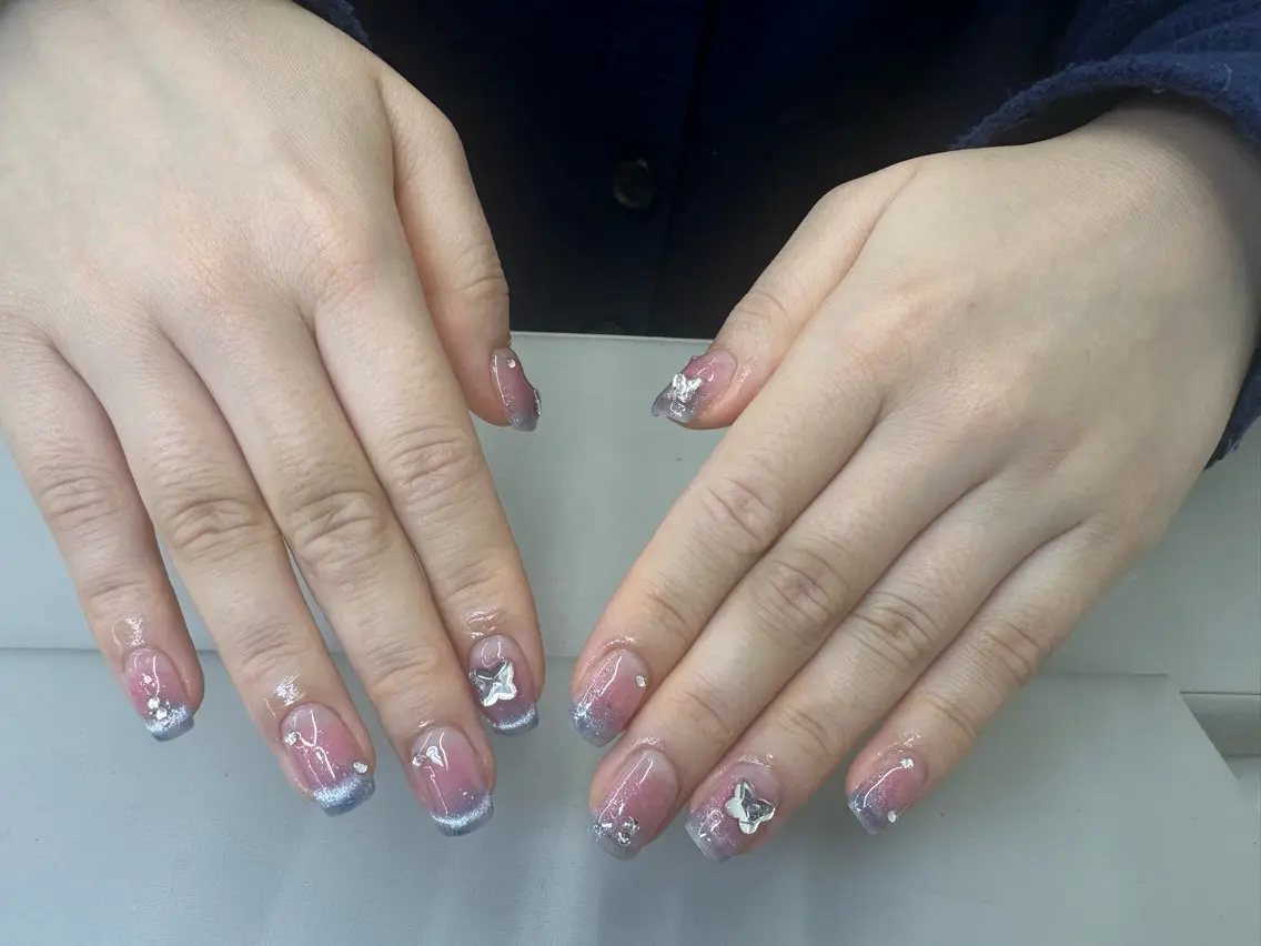 ネイル ハンドネイル Shiori Nailのネイルデザイン
