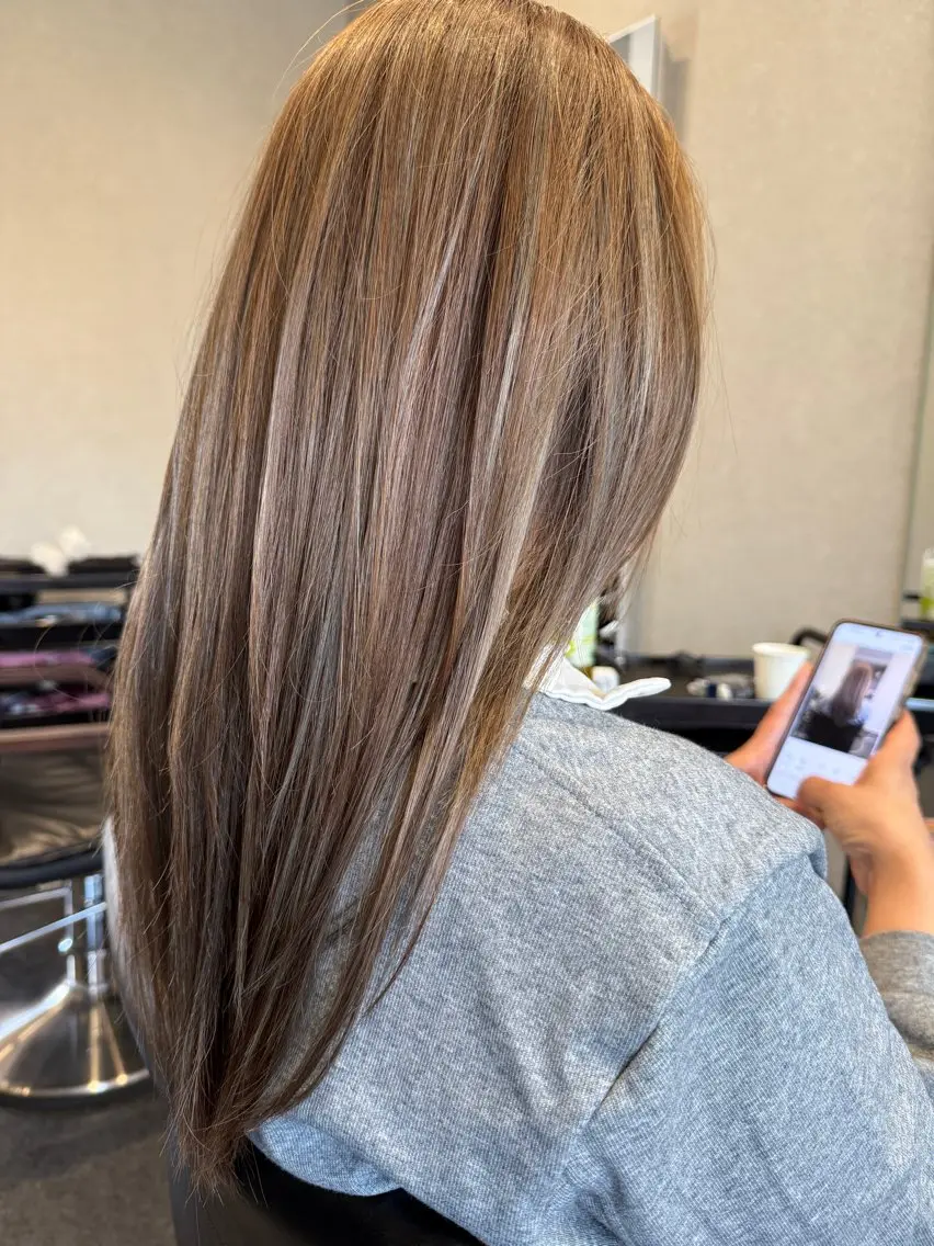 ロング ハイライト ロング 髪質改善⚡️カラー 🍀武久 誠🍀のヘアスタイル