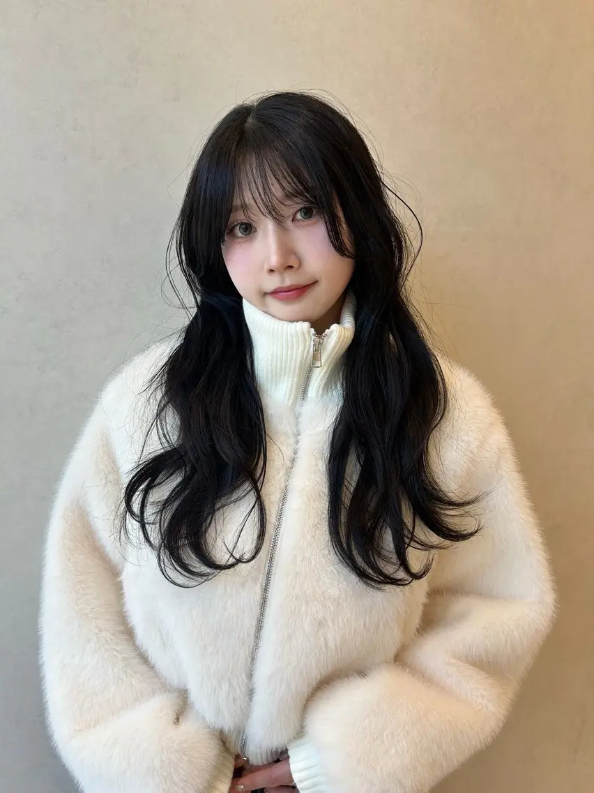 ロング カラー ヘアアレンジ メンズ 透明感×艶髪 🫒maki🎀のヘアスタイル