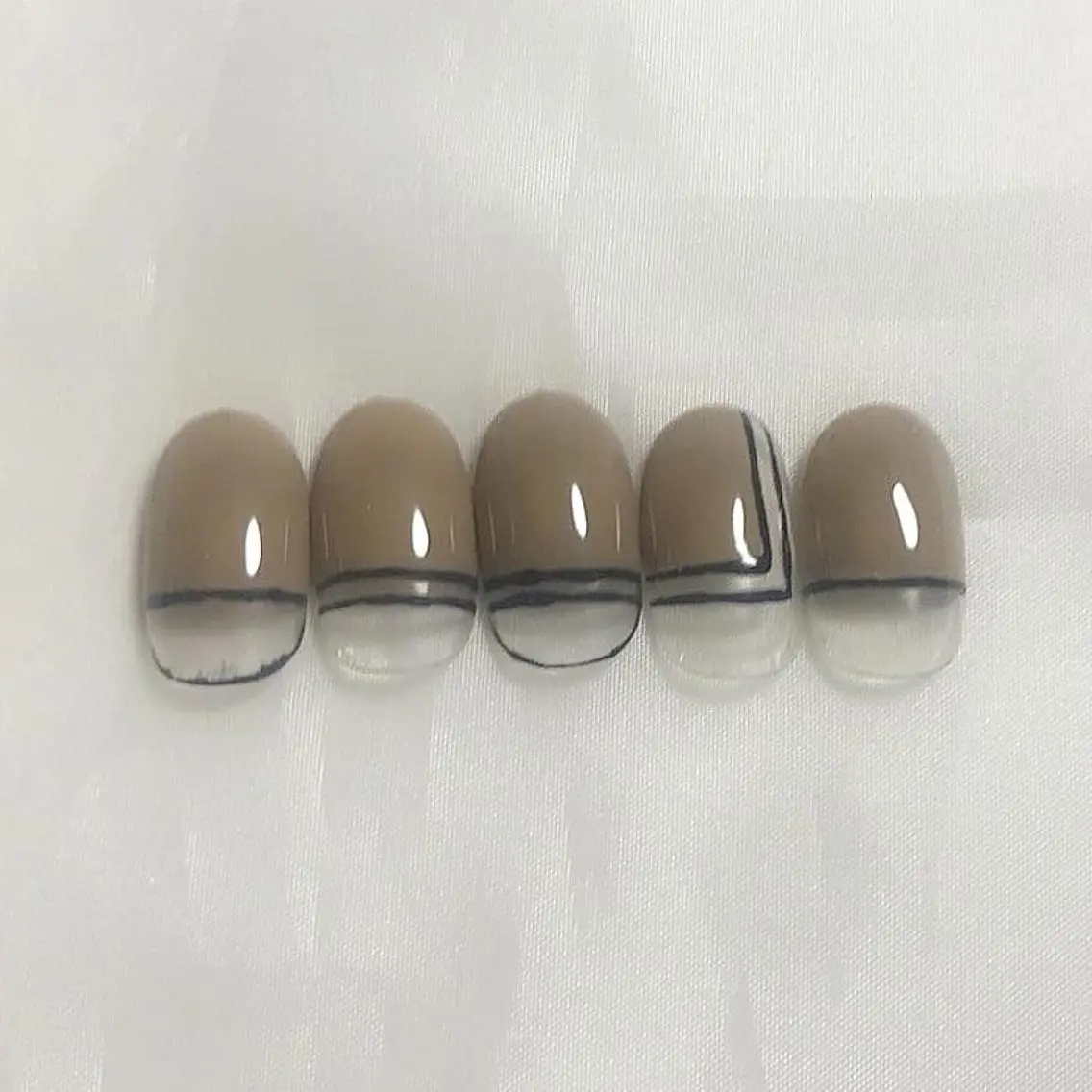 ネイル シンプルネイル ハンドネイル ハンドケア lylynail YUUKAのネイルデザイン