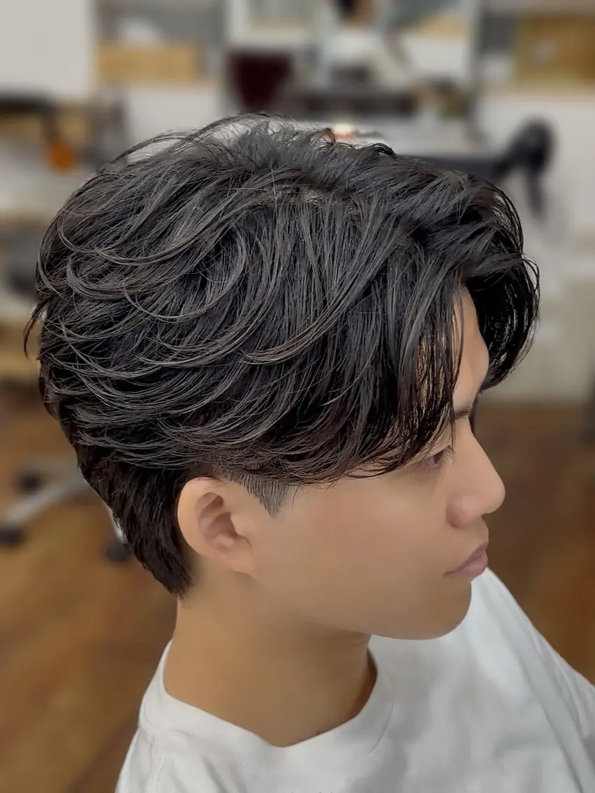 パーマ メンズ フェザーパーマ メンズパーマ Rikito .のヘアスタイル