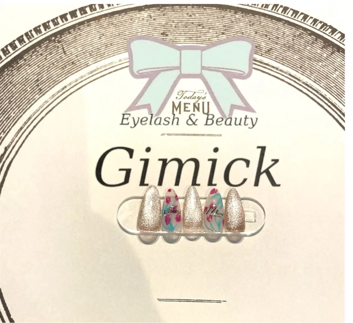 ネイル Gimick 🎀のネイルデザイン