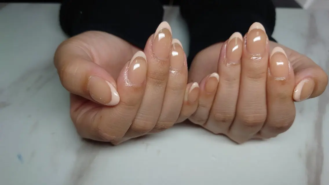 ネイル フレンチネイル Nailsalon AMAのネイルデザイン