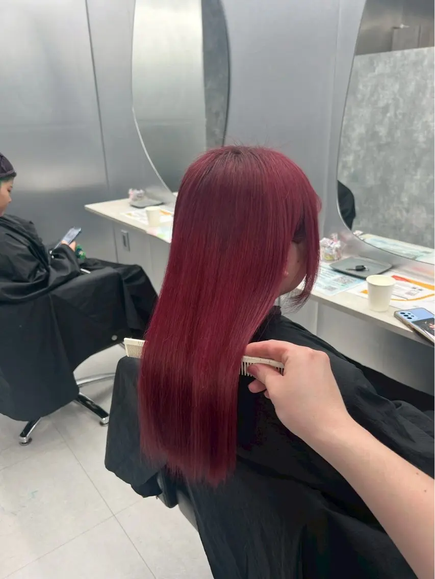 ロング カラー 🌈推し活ハイトーン 🩵荒川結星のヘアスタイル