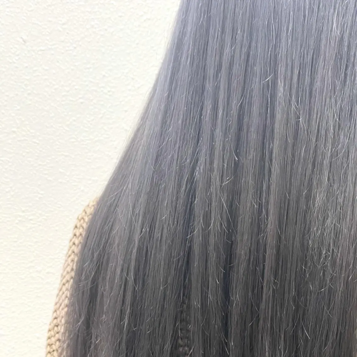 ミディアム カラー パーマ ヘアアレンジ メンズ キッズ ネイル マツエク・マツパ メンズインナーカラー メンズ韓国風 アッシュ アッシュグレー 透明感カラー 切りっぱなしヘアボブ ミディアムヘアRYOのヘアスタイル