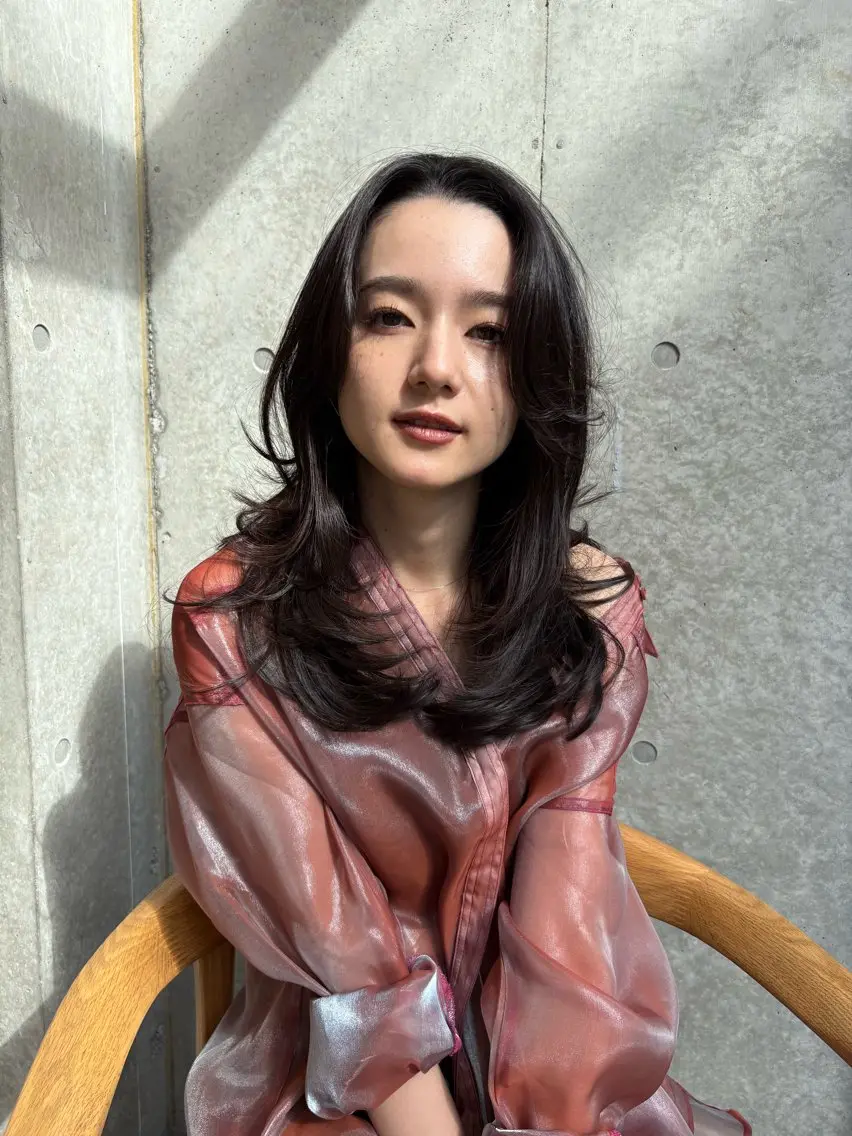 セミロング カラー カット ヘアカラー トリートメント Saki/レイヤー/ 韓国/透明感カラーのヘアスタイル