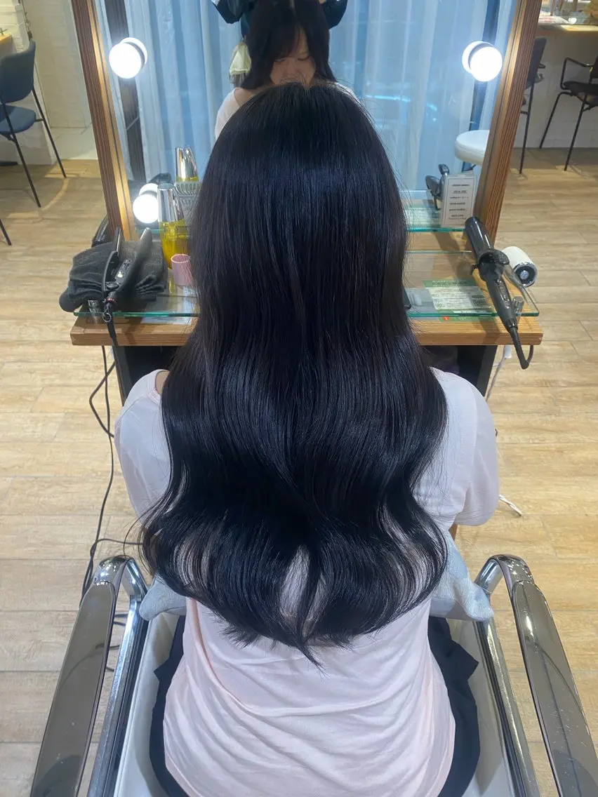 ロング カラー ヘアカラー トリートメント 金谷 美幸のヘアスタイル