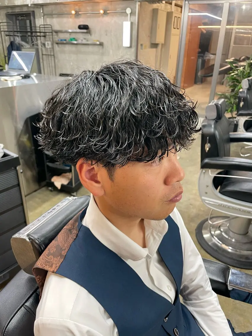ショート カラー パーマ ヘアアレンジ メンズ カット パーマ トリートメント ヘアセット 亀井隆汰/メンズ専門 パーマ特化美容師のヘアスタイル